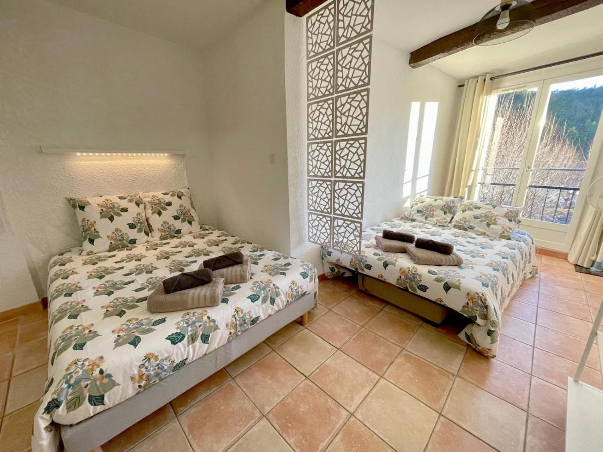 Cote Place Riez Extérieur photo