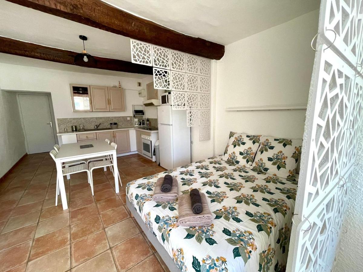 Cote Place Riez Extérieur photo