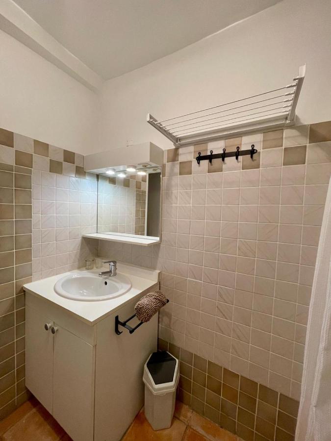 Cote Place Riez Extérieur photo