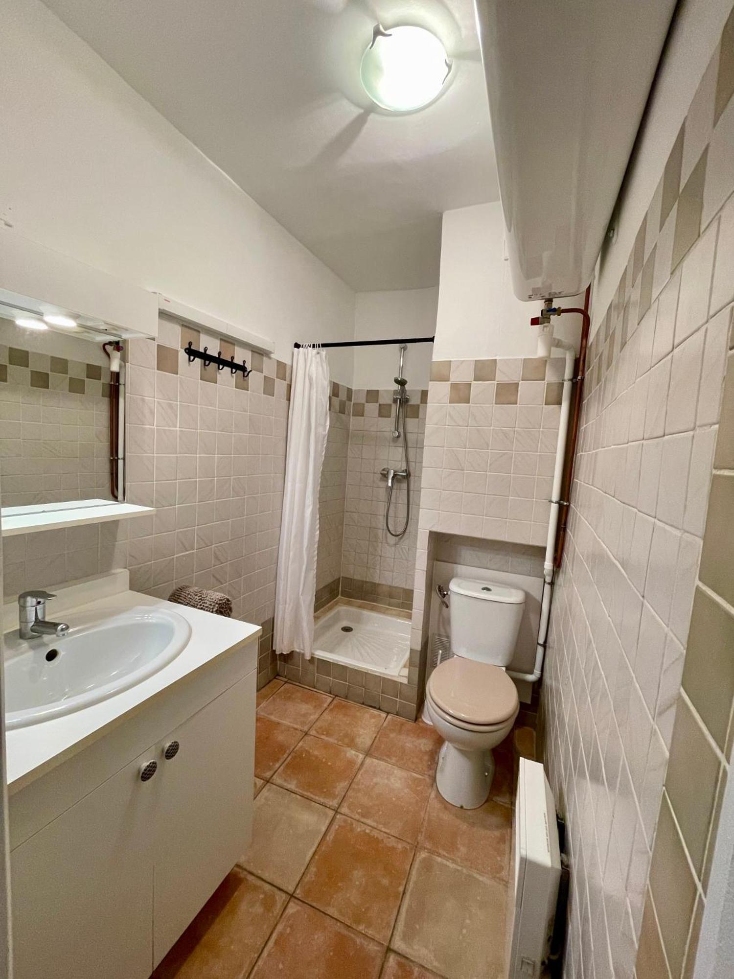 Cote Place Riez Extérieur photo