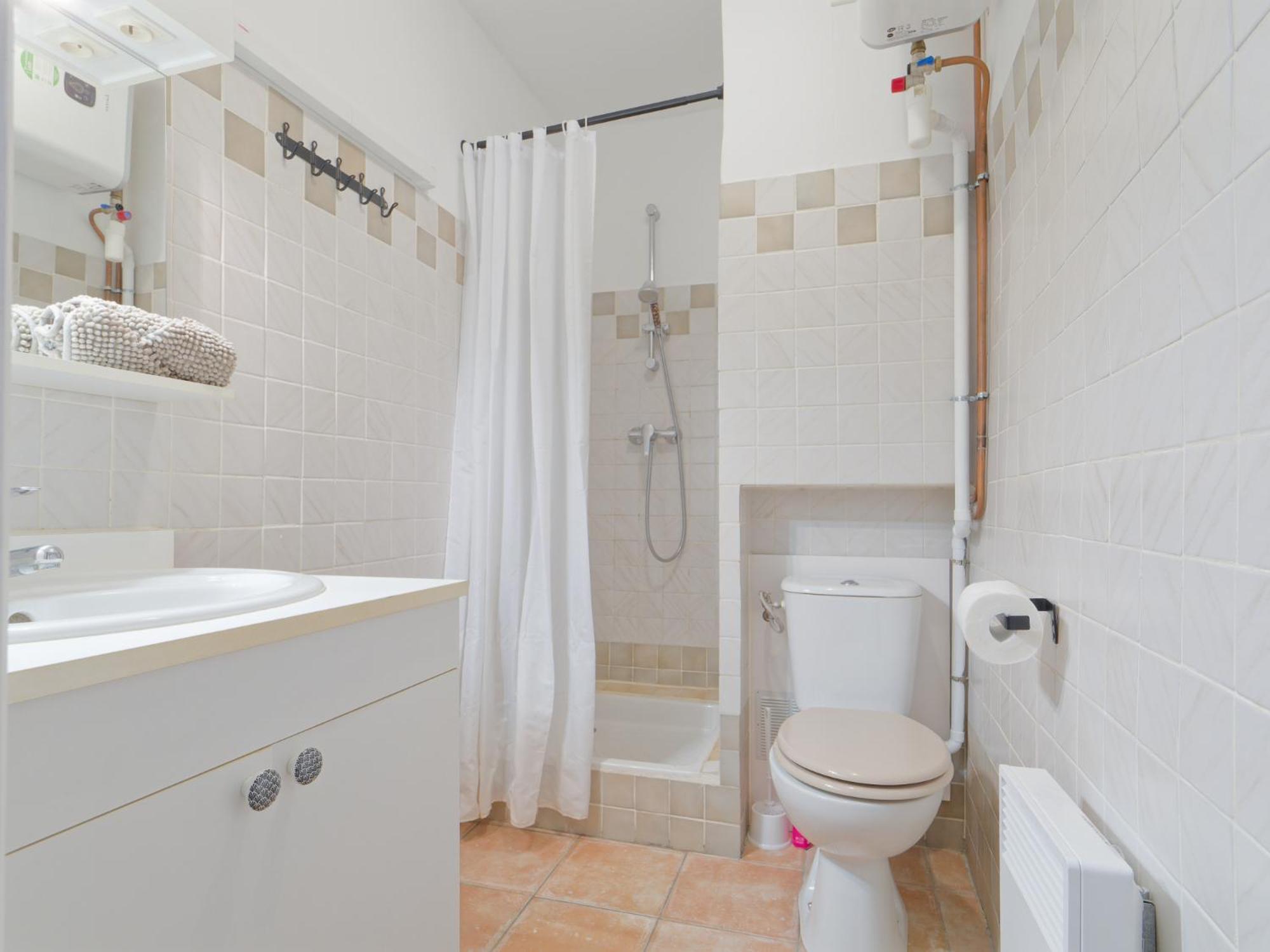 Cote Place Riez Extérieur photo